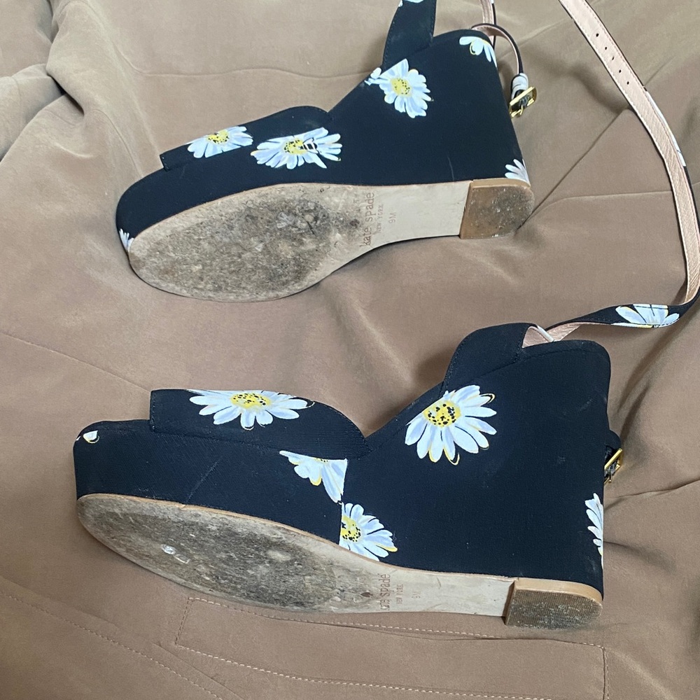 Kate Spade Black Daisy Wedge Sandals - Picture 4 of 7